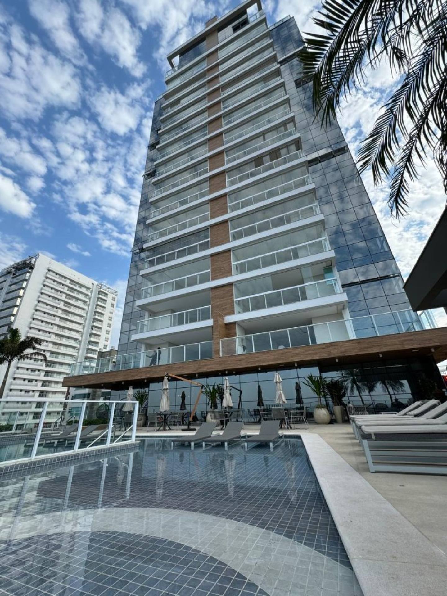 Viva o privilégio de morar de frente para o mar