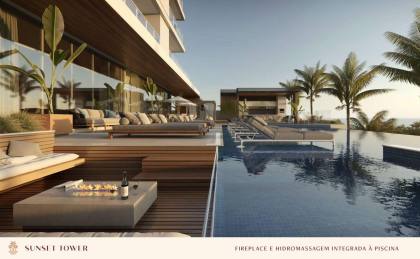 Apartamento Para Vender com 4 quartos 3 suítes no bairro Itacolomi em Balneário Piçarras