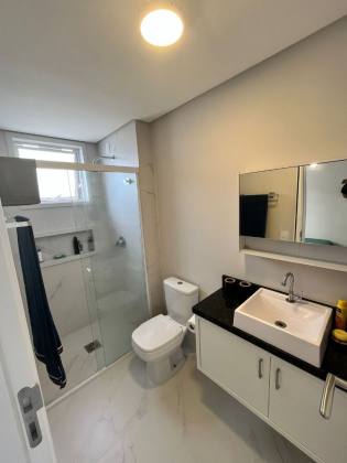 Apartamento Para Vender com 4 quartos 3 suítes no bairro Itacolomi em Balneário Piçarras