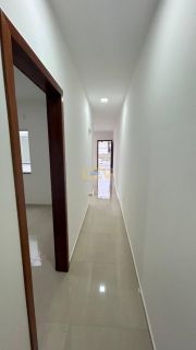 Casa Geminada à Venda em Penha – Localização Privilegiada!