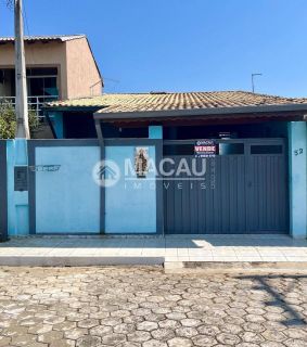 Casa em Residencial Fechado c/ Portaria 24 Hrs. e Muita Beleza Natural!