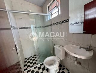 Casa em Residencial Fechado c/ Portaria 24 Hrs. e Muita Beleza Natural!