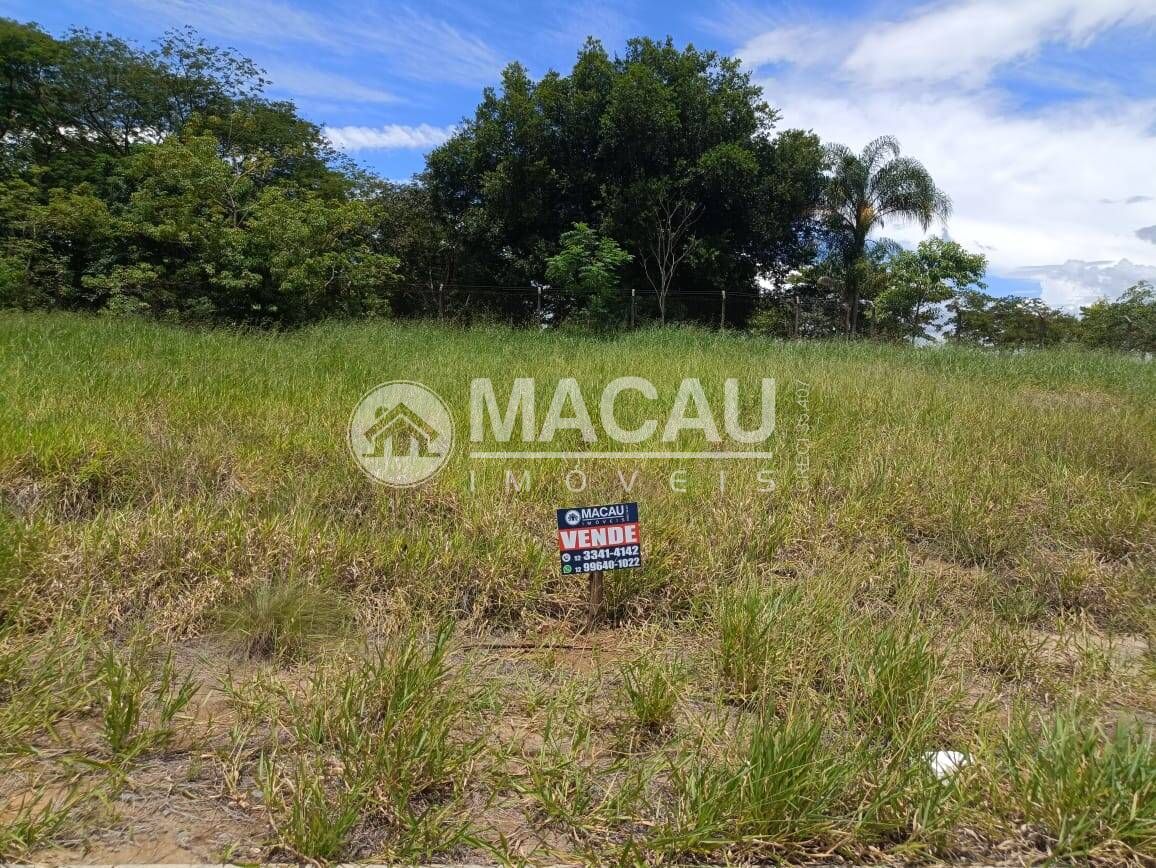 Oportunidade única para construir seu lar em um local tranquilo e seguro!