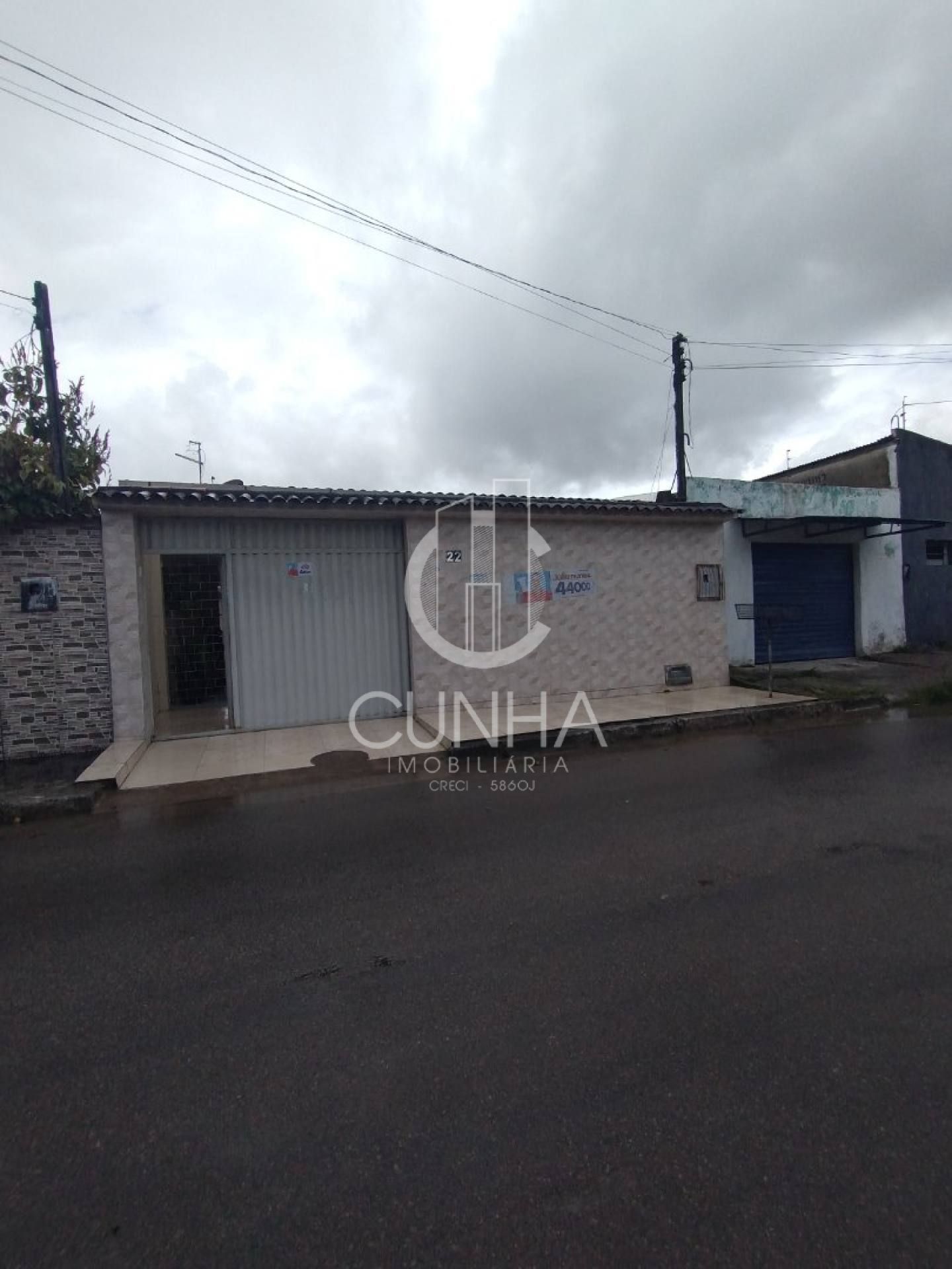 Casa toda na laje com localização privilegiada prox ao DUBEAUX LEÃO