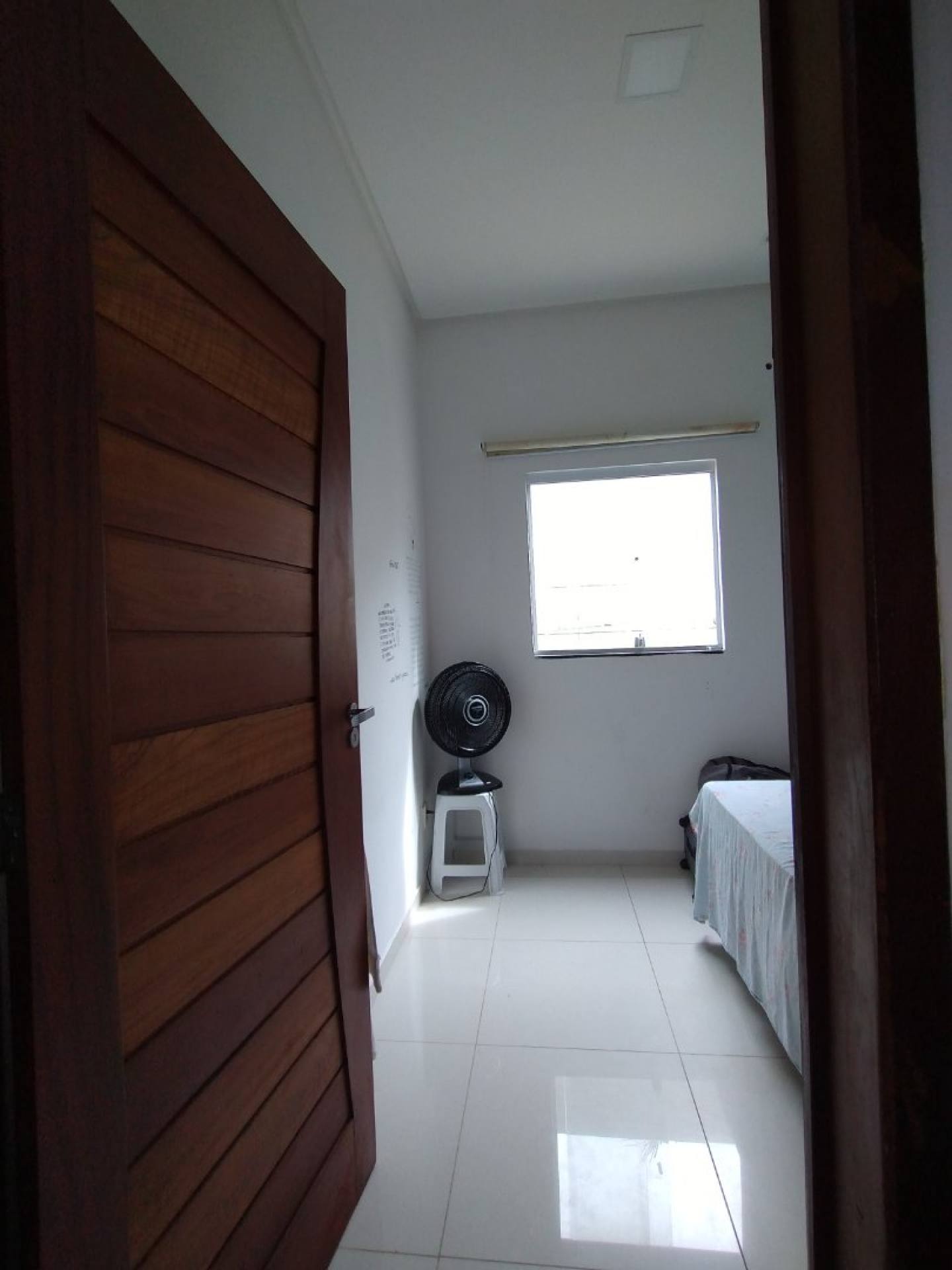 Excelente casa sendo 3/4 TODA REFORMADA