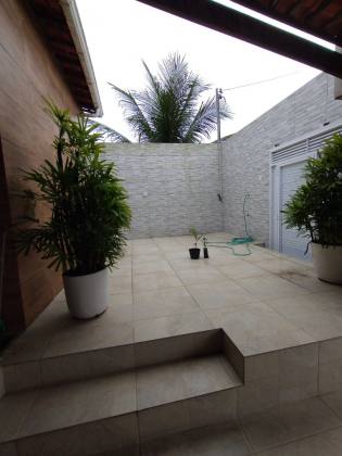 Excelente casa sendo 3/4 TODA REFORMADA