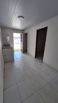 Casa Reformada sendo 3/4 no Clima Bom