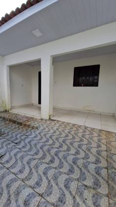 Casa Reformada sendo 3/4 no Clima Bom