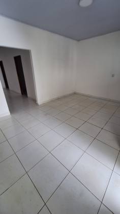 Casa Reformada sendo 3/4 no Clima Bom