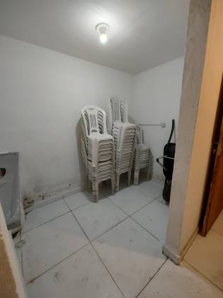 ? Ponto Comercial à Venda – Em Frente à portaria 2 da UFAL!