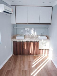 Sala Comercial no bairro Itaigara