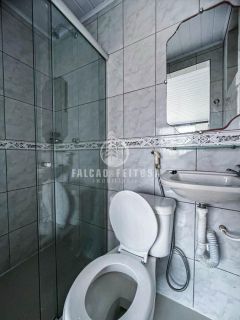 Casa à venda em itapuã