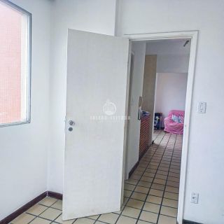 Apartamento à venda no Canela