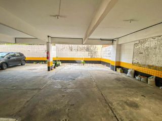 Apartamento à venda no Costa Azul