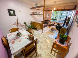 Apartamento à venda no Costa Azul