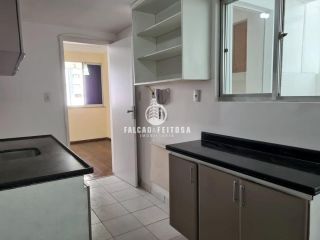 Apartamento à venda no Candeal