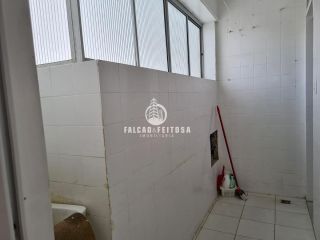 Apartamento à venda no Candeal
