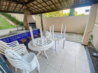 Apartamento à venda no Candeal