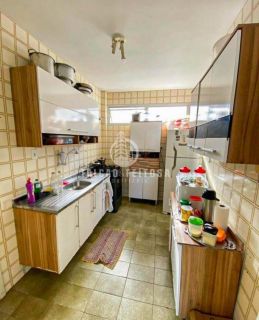 Apartamento à venda no Canela