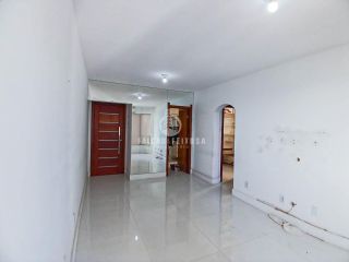 Apartamento à venda no Campo Grande