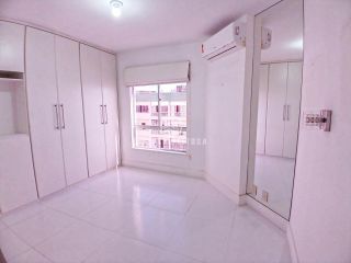 Apartamento à venda no Campo Grande