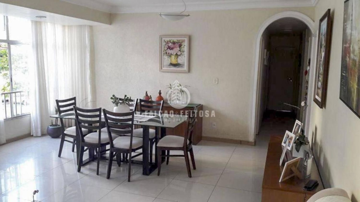 Apartamento à venda na Pituba