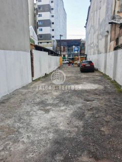 Terreno à venda no Barris