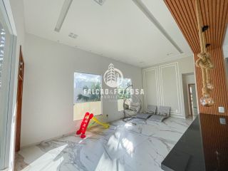 Casa à venda na região de Jardim Castelão