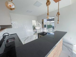 Casa à venda na região de Jardim Castelão