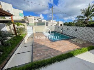 Casa à venda na região de Jardim Castelão