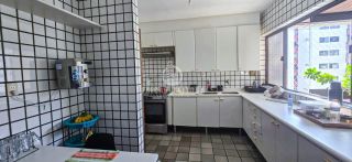 Apartamento à venda na Pituba