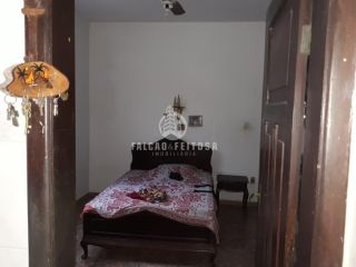 Casa à venda em Vila Laura