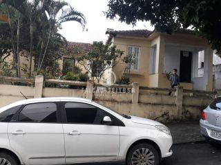 Casa à venda em Vila Laura