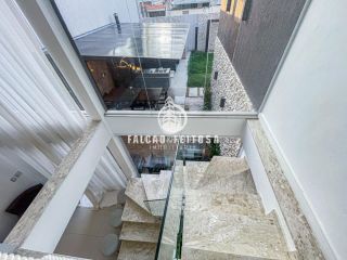 Casa Para Alugar  no bairro Piatã em Salvador