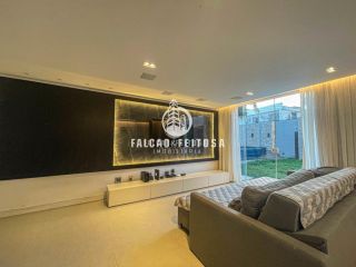 Casa Para Alugar  no bairro Piatã em Salvador