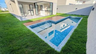 Casa à venda no Alphaville Litoral Norte 2