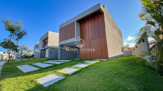 Casa à venda no Alphaville Litoral Norte 2