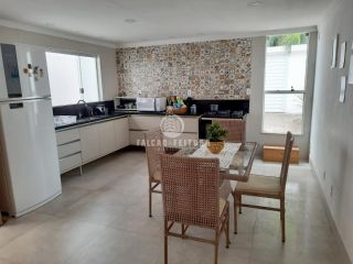 Casa à venda em Vilas do Atlântico