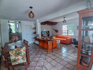 Casa à venda em Jauá