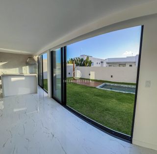 Casa à venda no Alphaville Litoral Norte 2