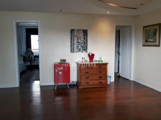 Casa à venda no Caminho das Árvores