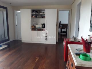 Casa à venda no Caminho das Árvores