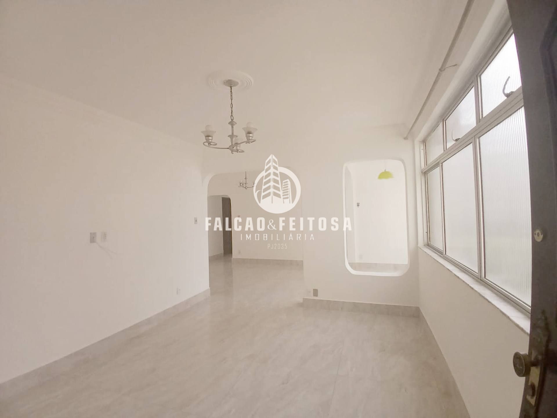 Apartamento Para Alugar no bairro Pituba em Salvador