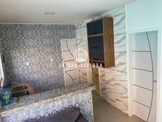 Casa à venda em Itapuã