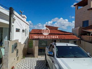 Casa à venda em Itapuã