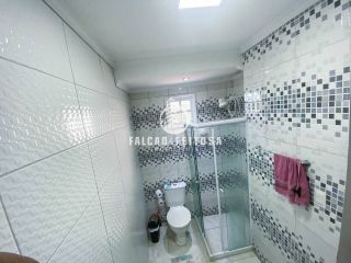 Casa à venda em Itapuã