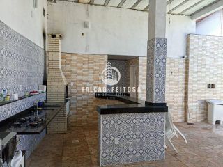 Casa à venda em Itapuã