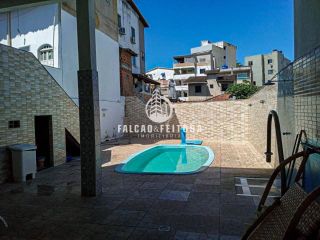 Casa à venda em Itapuã