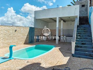 Casa à venda em Itapuã