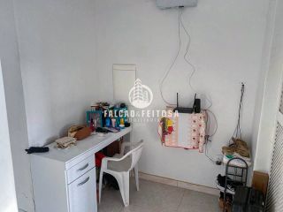 Casa à venda em Itapuã